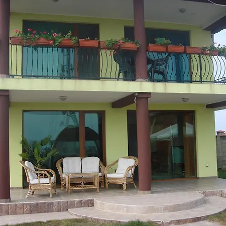 Sunray Semesterbostad *